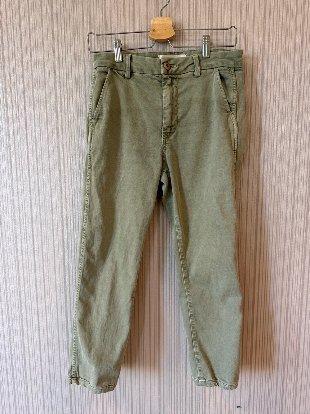 AMO Olive Utility Cropped Chino Pants